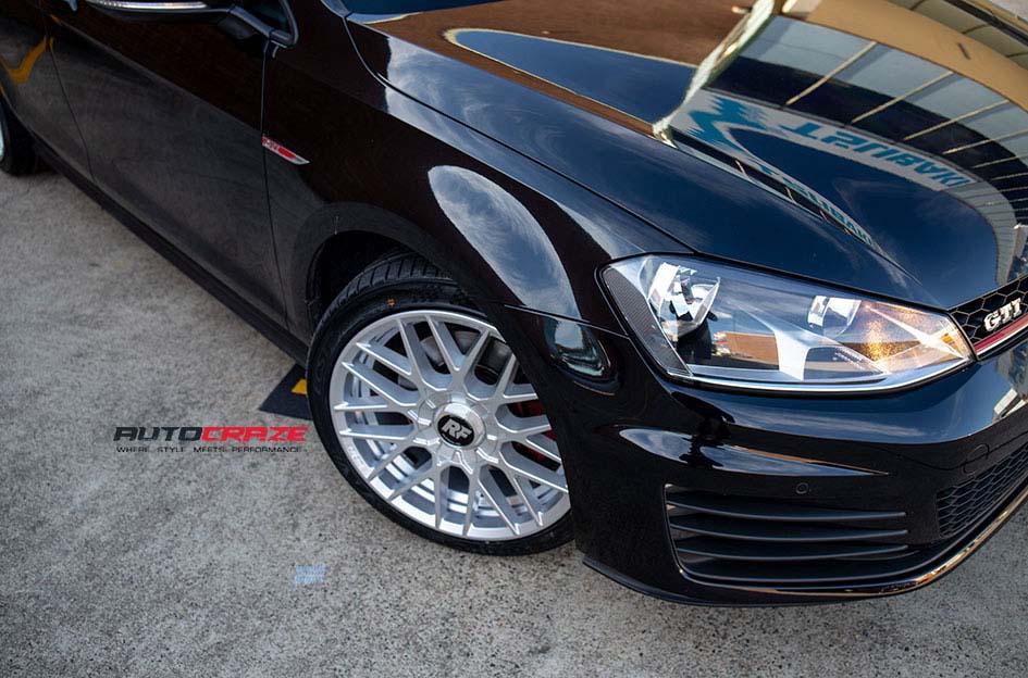 VOLKSWAGEN GOLF RSE SILVER